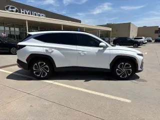 Hyundai TUCSON 2025 Limited 4dr SUV