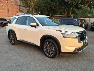 Nissan Pathfinder 2022 AWD SL 4dr SUV