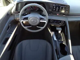 Hyundai ELANTRA 2023 SEL 4dr Sedan