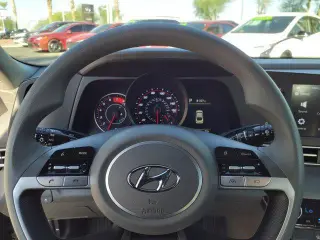 Hyundai ELANTRA 2023 SEL 4dr Sedan