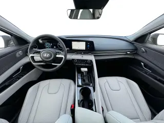 Hyundai ELANTRA Hybrid 2025 Limited 4dr Sedan