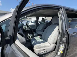 Toyota Sienna 2018 LE 7-Passenger Auto Access Seat 4dr Mini-Van