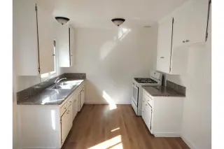 ANAHEIM- 2 BEDS. APARTMENT
