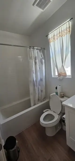 Nice room  in HESPERIA CA