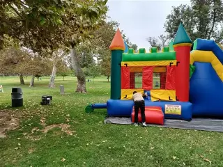jumper*WATER SLIDE*S**carpas**