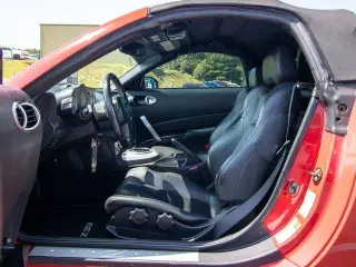 Nissan 350Z 2006 Touring 2dr Convertible (3.5L V6 6M)