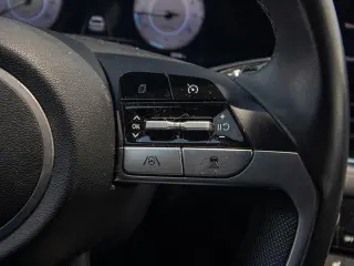 Hyundai ELANTRA 2023 Limited 4dr Sedan
