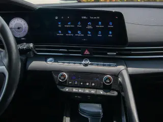 Hyundai ELANTRA 2023 Limited 4dr Sedan