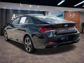 Hyundai ELANTRA 2023 Limited 4dr Sedan