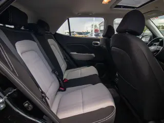 Hyundai VENUE 2026 SEL 4dr Crossover w/Two-Tone Roof