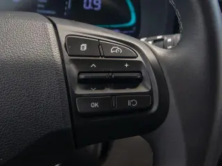 Hyundai VENUE 2026 SEL 4dr Crossover w/Two-Tone Roof
