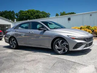 Hyundai ELANTRA 2025 SEL Sport 4dr Sedan
