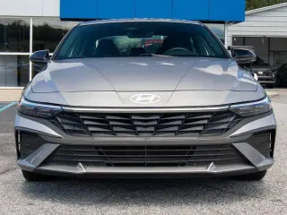 Hyundai ELANTRA 2025 SEL Sport 4dr Sedan