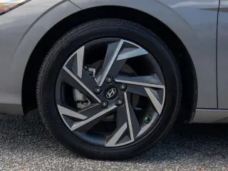 Hyundai ELANTRA 2025 SEL Sport 4dr Sedan