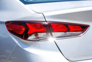 Hyundai SONATA 2018 Limited 4dr Sedan (midyear release)