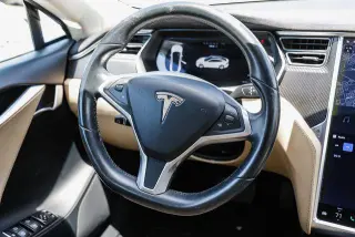 Tesla Model S 2017 AWD 90D 4dr Liftback