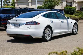 Tesla Model S 2017 AWD 90D 4dr Liftback