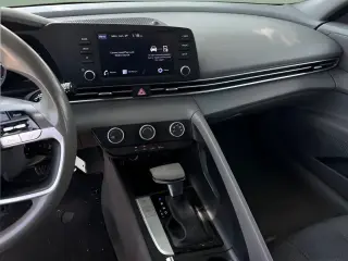 Hyundai ELANTRA 2021 SE 4dr Sedan