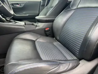 Toyota RAV4 Hybrid 2019 AWD XSE 4dr SUV