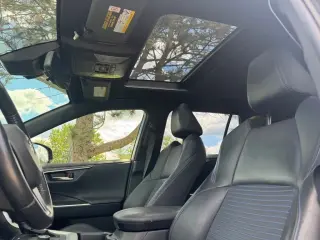 Toyota RAV4 Hybrid 2019 AWD XSE 4dr SUV