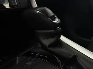 Toyota RAV4 Hybrid 2019 AWD XSE 4dr SUV