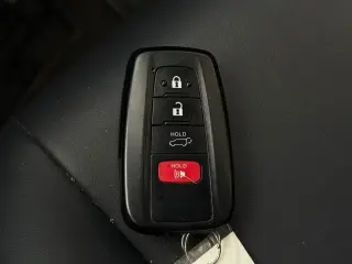 Toyota RAV4 Hybrid 2019 AWD XSE 4dr SUV