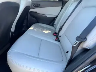 Hyundai KONA 2023 AWD SEL 4dr Crossover