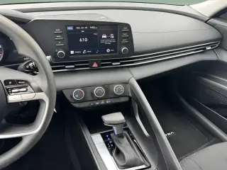 Hyundai ELANTRA 2023 SE 4dr Sedan