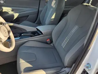 Hyundai ELANTRA 2026 SEL Sport 4dr Sedan