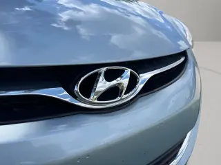 Hyundai ELANTRA 2012 GLS 4dr Sedan 6M