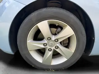 Hyundai ELANTRA 2012 GLS 4dr Sedan 6M