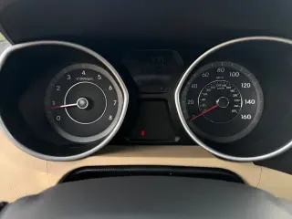 Hyundai ELANTRA 2012 GLS 4dr Sedan 6M