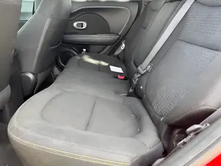 Kia Soul 2015 + 4dr Crossover