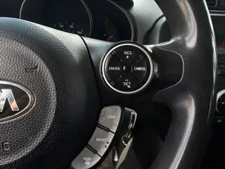 Kia Soul 2015 + 4dr Crossover
