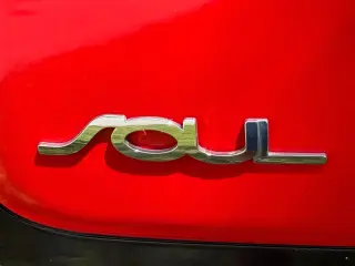 Kia Soul 2015 + 4dr Crossover