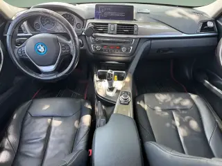 BMW 3 Series 2013 AWD 328i xDrive 4dr Sedan
