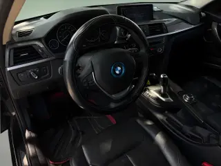 BMW 3 Series 2013 AWD 328i xDrive 4dr Sedan