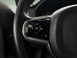 Volvo XC90 2017 AWD T6 Momentum 4dr SUV