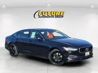 Volvo S90 2018 AWD T5 Momentum 4dr Sedan
