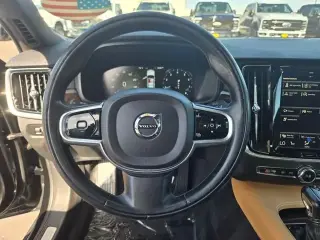 Volvo S90 2018 AWD T5 Momentum 4dr Sedan