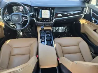 Volvo S90 2018 AWD T5 Momentum 4dr Sedan