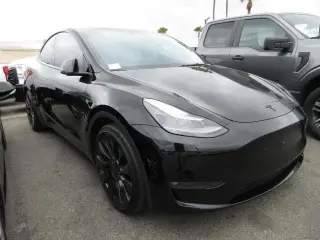 Tesla Model Y 2022 AWD Performance 4dr Crossover