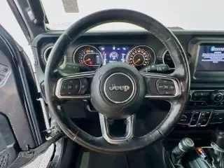 Jeep Wrangler Unlimited 2019 4x4 Sahara 4dr SUV