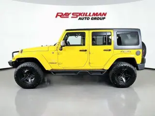 Jeep Wrangler Unlimited 2015 4x4 Sahara 4dr SUV