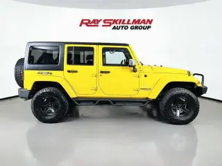 Jeep Wrangler Unlimited 2015 4x4 Sahara 4dr SUV