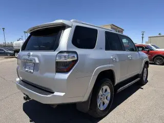 Toyota 4Runner 2016 4x4 SR5 4dr SUV