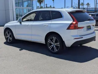 Volvo XC60 2021 AWD T5 Momentum 4dr SUV