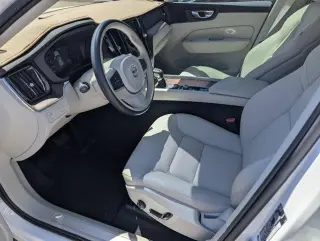 Volvo XC60 2021 AWD T5 Momentum 4dr SUV