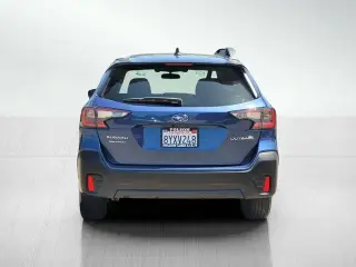 Subaru Outback 2022 AWD Premium 4dr Crossover