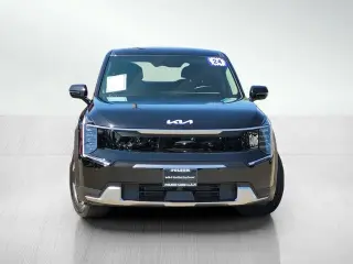 Kia EV9 2024 Light Long Range 4dr SUV